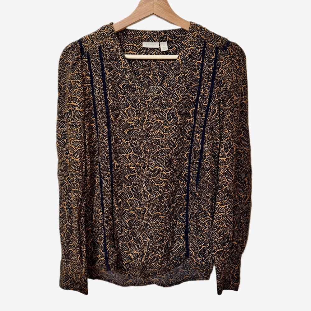 Hinge Boho Popover Top - Picture 8 of 8